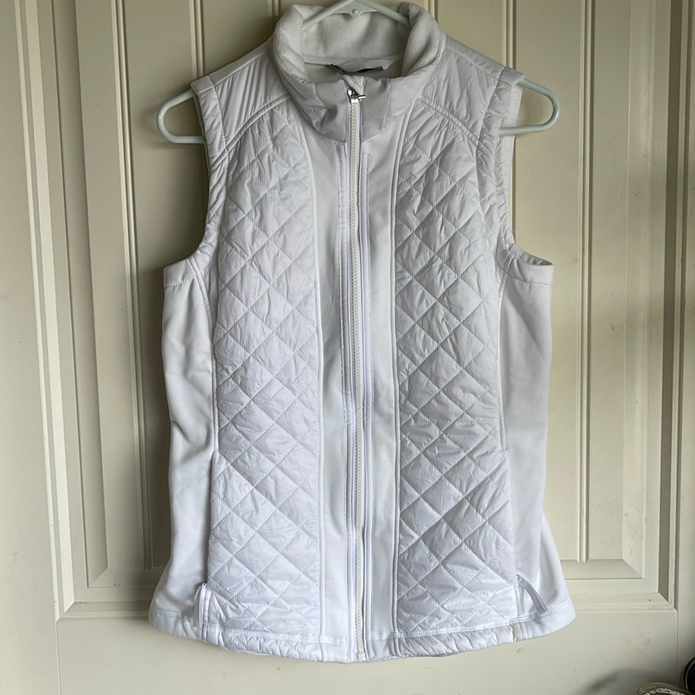 Women’s Athleta Upside White Vest Size Small